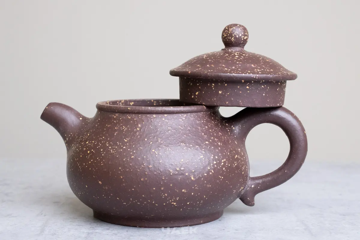 Исинский чайник, 186 мл, № 691