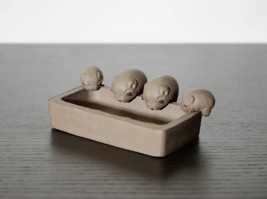 Чайная фигурка «Стойло» № 1, исинская глина