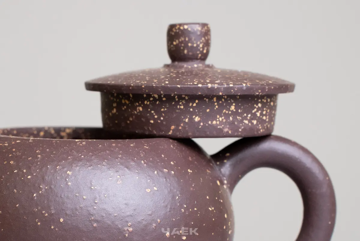 Исинский чайник, 200 мл, № 690