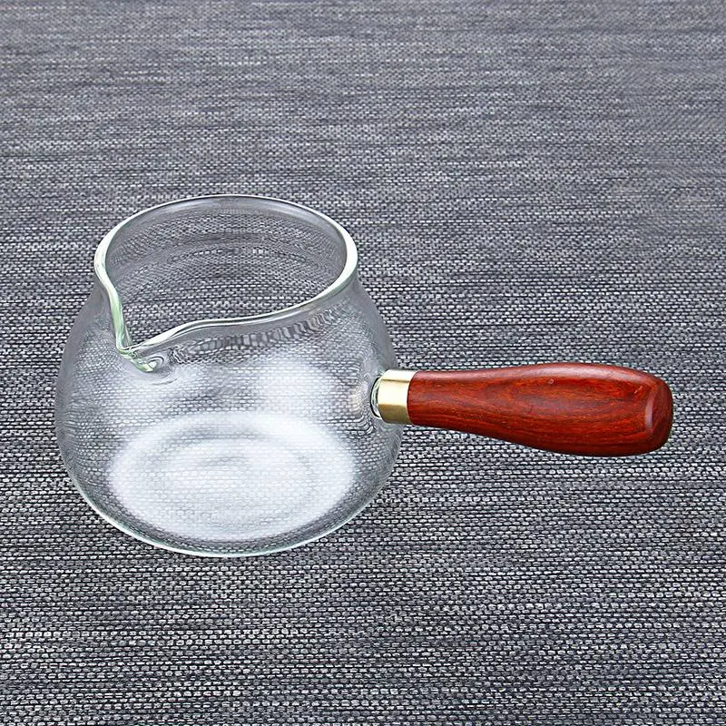 Сливник с ручкой, 230 мл