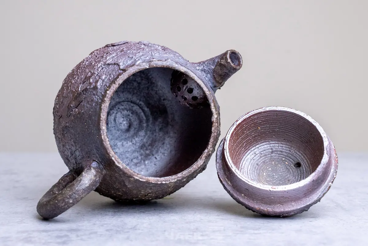 Чайник № 648 «Обратная сторона луны», керамика Дэхуа, 150 мл