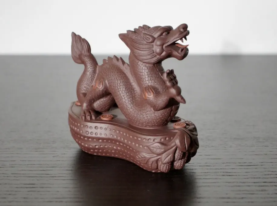 Чайная фигурка «Дракон» № 2, исинская глина