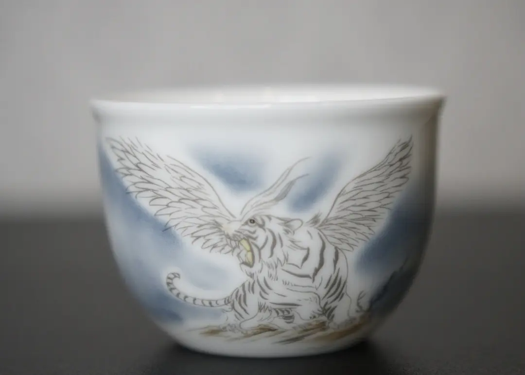 Пиала «Белый Тигр» № 32, фарфор Цзиньдэчжень, 130 мл