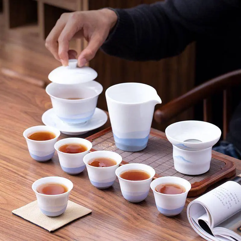 Большой набор чайной посуды