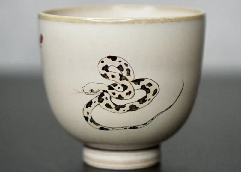 Пиала «Змея» № 87, керамика Цзиндэчжэнь, 85 мл