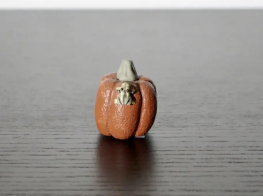 Чайная фигурка «Лягушка на тыкве» № 8, исинская глина