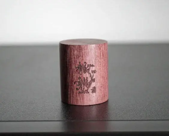 Подставка под крышку «Пенёк» №1, дерево