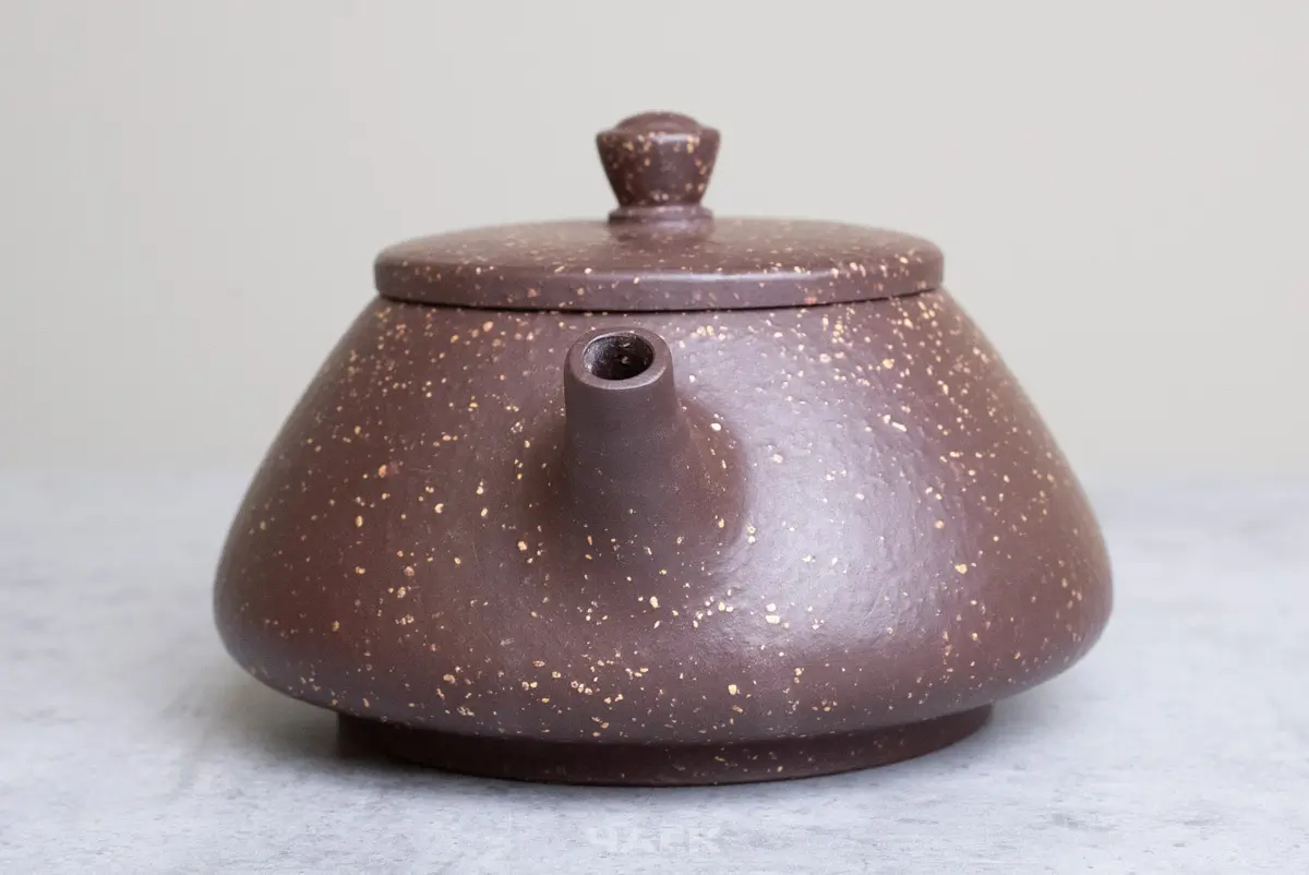 Исинский чайник, 195 мл, № 697