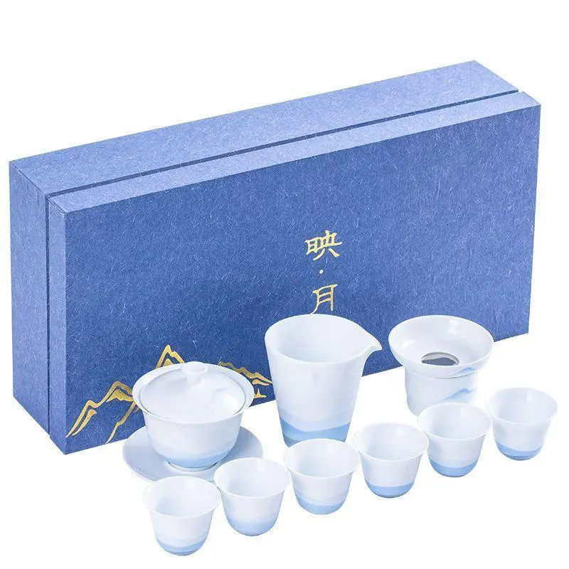 Большой набор чайной посуды