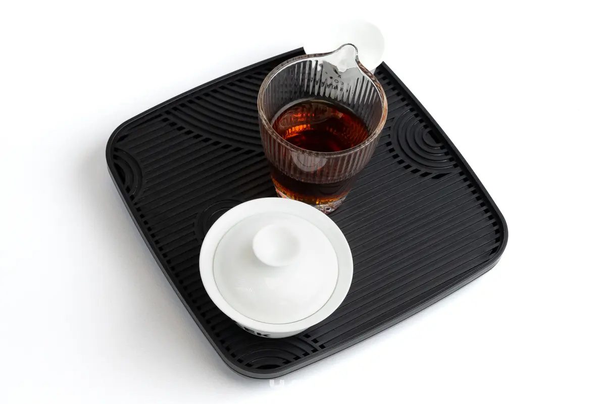 Чабань № 68, пластик