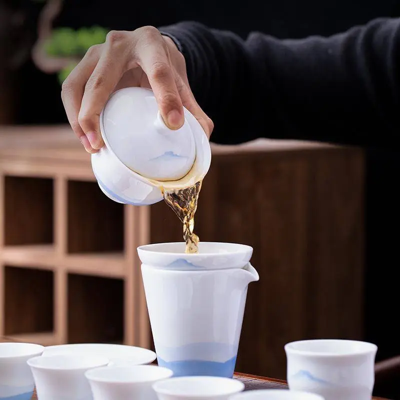 Большой набор чайной посуды