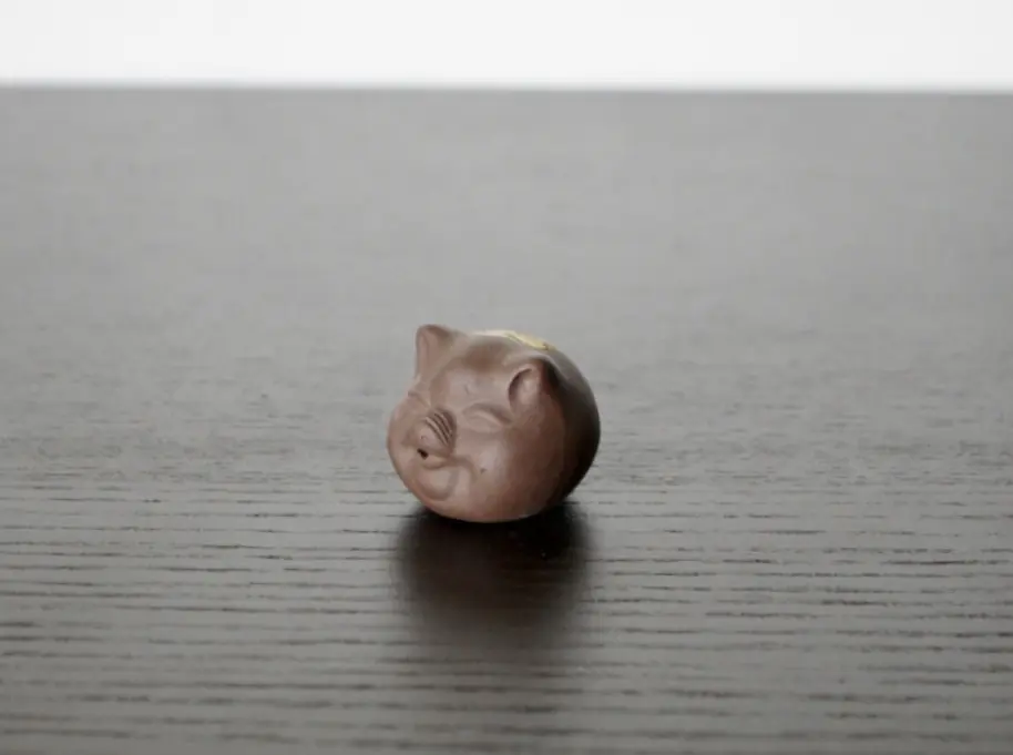 Чайная фигурка «Свинка» № 6, исинская глина