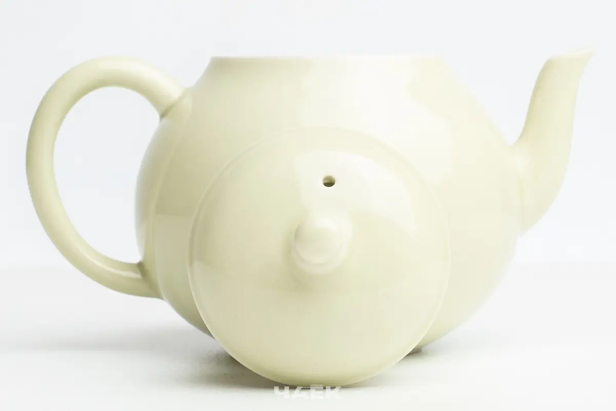 Чайник № 785, фарфор Дэхуа, 135 мл