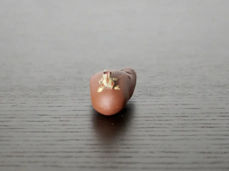 Чайная фигурка «Лягушка» № 4, исинская глина