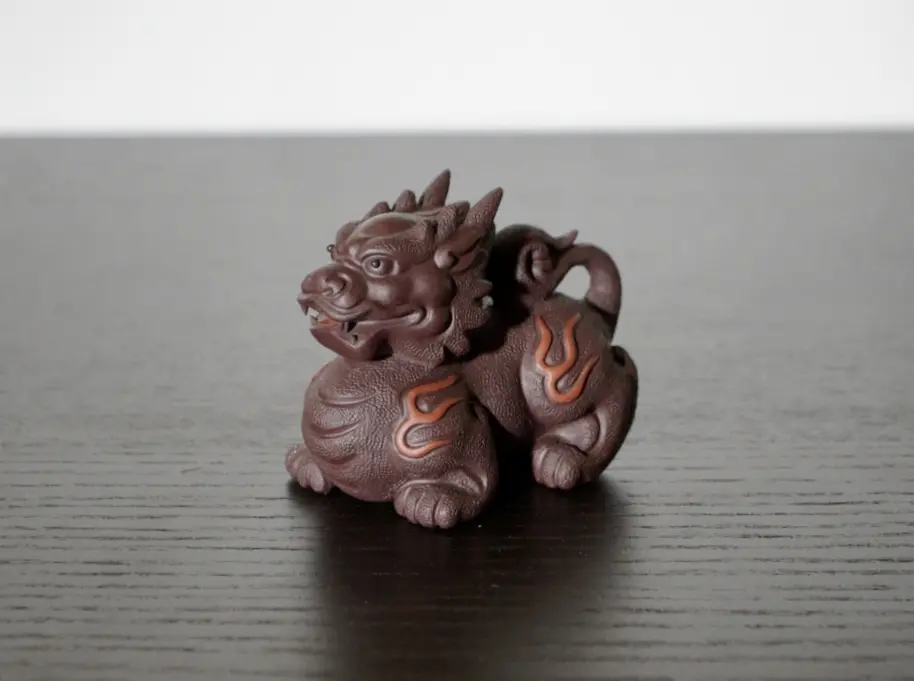 Чайная фигурка «Дракон» № 1, исинская глина