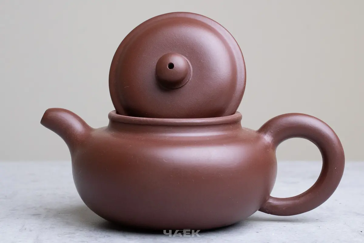 Исинский чайник, 119 мл, № 676