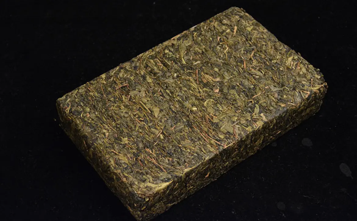 Юин Тай Аньхуа Хэй Ча,1 кг, 2017 год