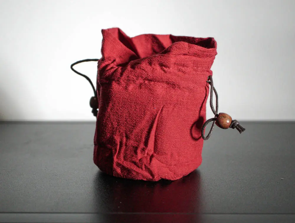 Мешочек для чайной посуды красный