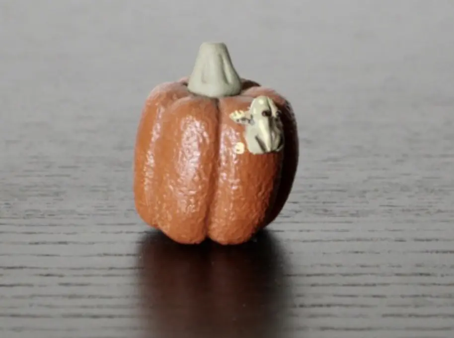 Чайная фигурка «Лягушка на тыкве» № 8, исинская глина