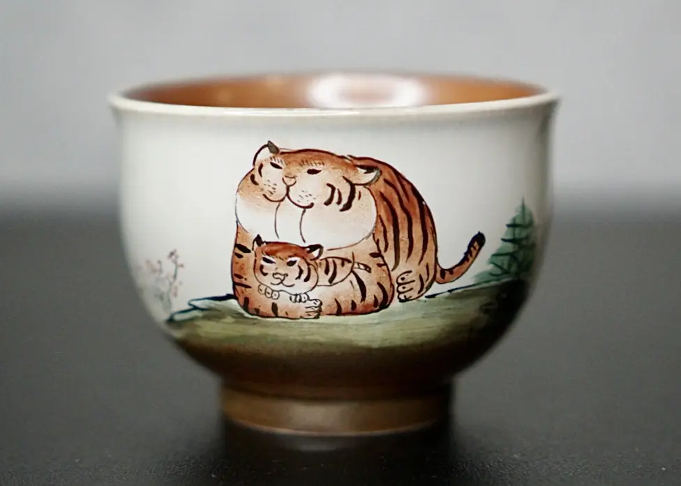 Пиала «Тигры» № 90, керамика Цзиндэчжэнь, 95 мл