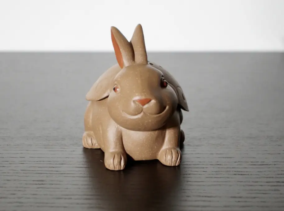 Чайная фигурка с ситом «Кролик» № 2, исинская глина