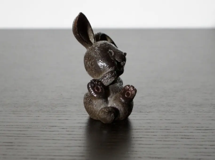 Чайная фигурка меняющая цвет «Заяц» № 2, исинская глина