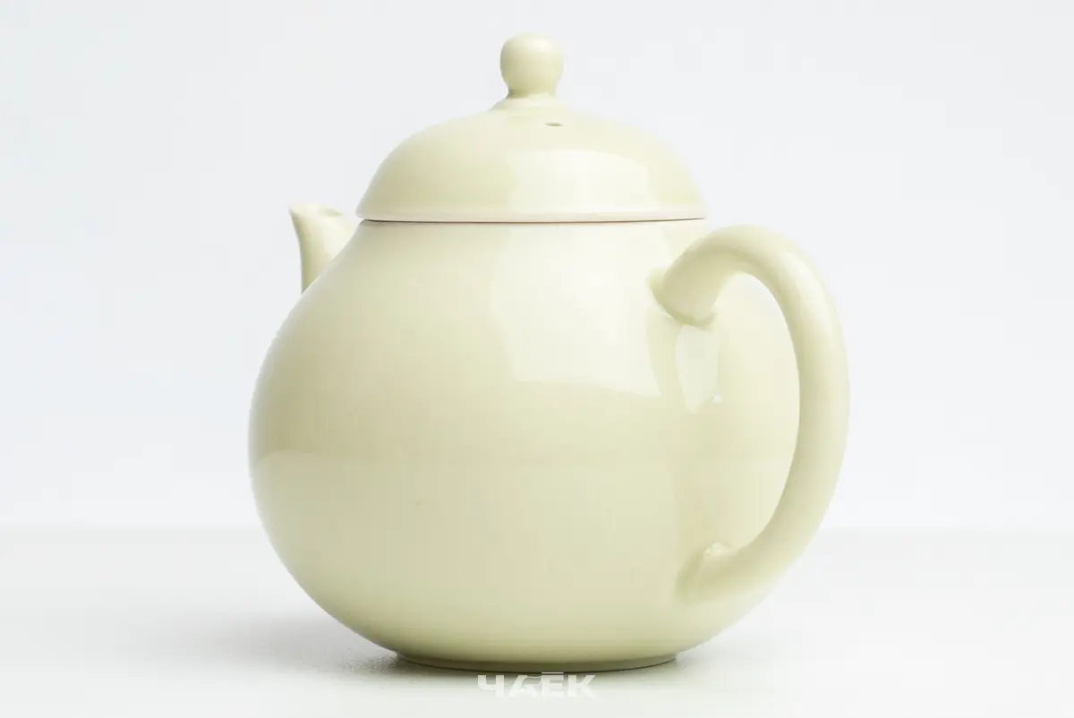 Чайник № 785, фарфор Дэхуа, 135 мл