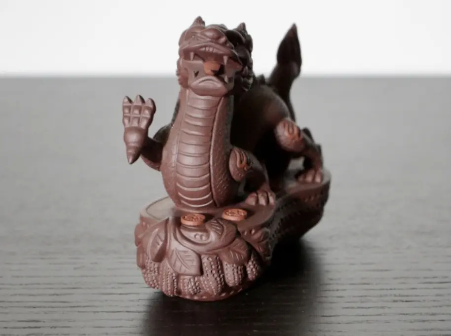 Чайная фигурка «Дракон» № 2, исинская глина