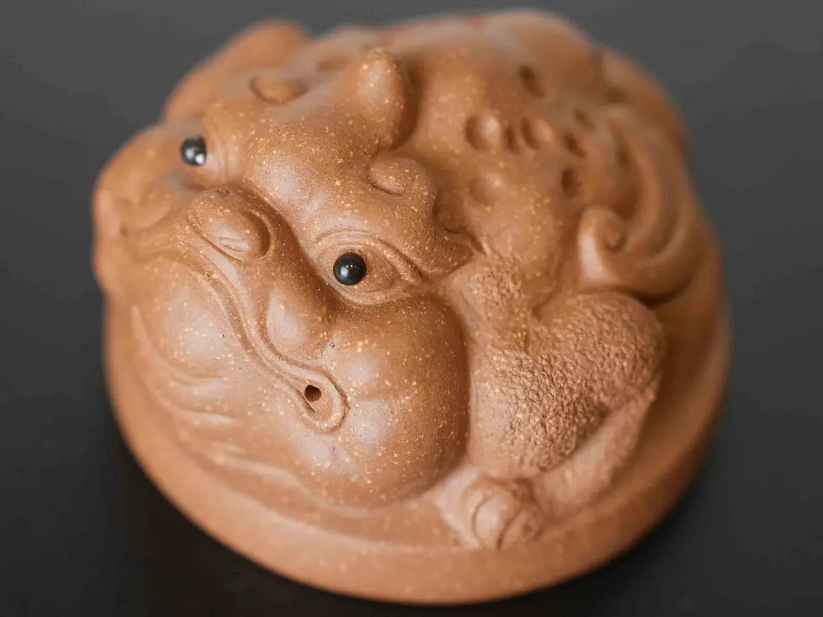 Чайная фигурка «Жаба» № 94, исинская глина