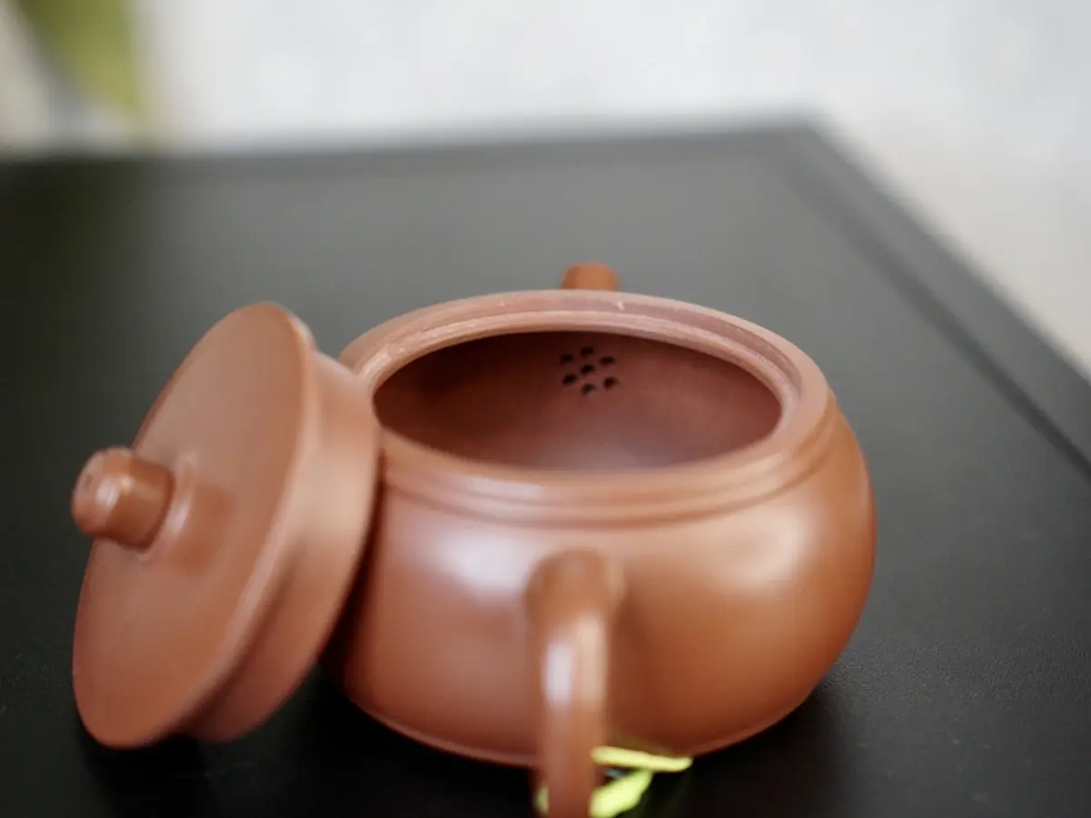 Исинский чайник, 165 мл, № 382