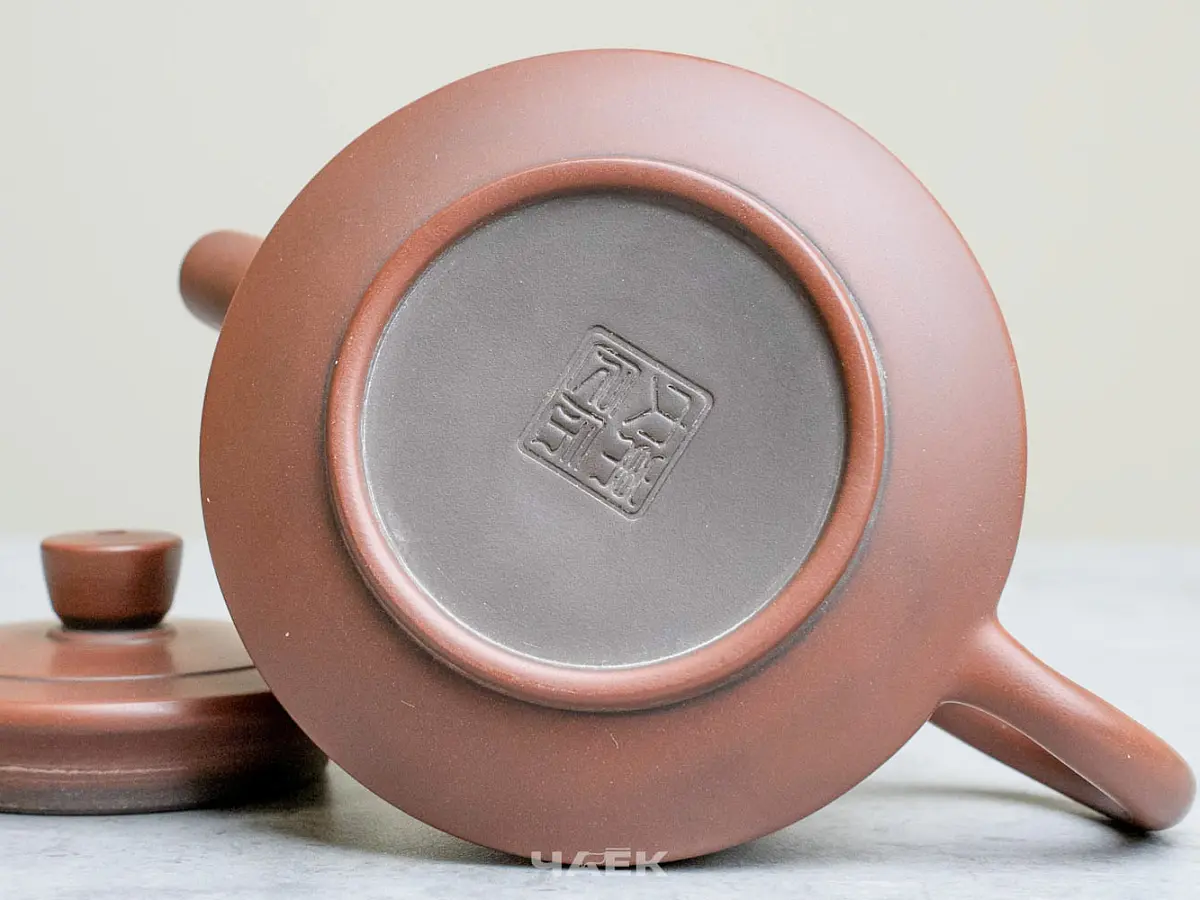 Чайник из Гуанси № 196, керамика Циньчжоу, 127 мл