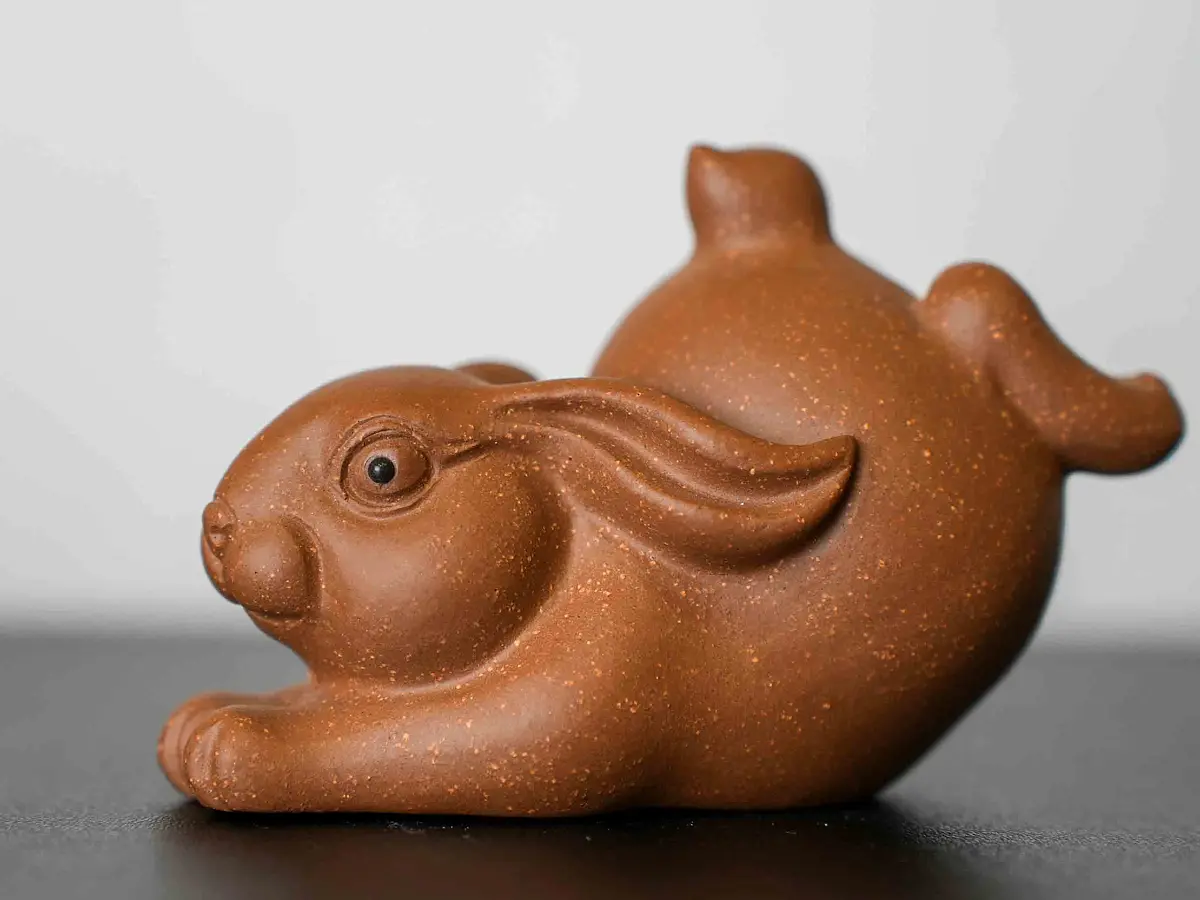 Чайная фигурка «Заяц» № 89, исинская глина