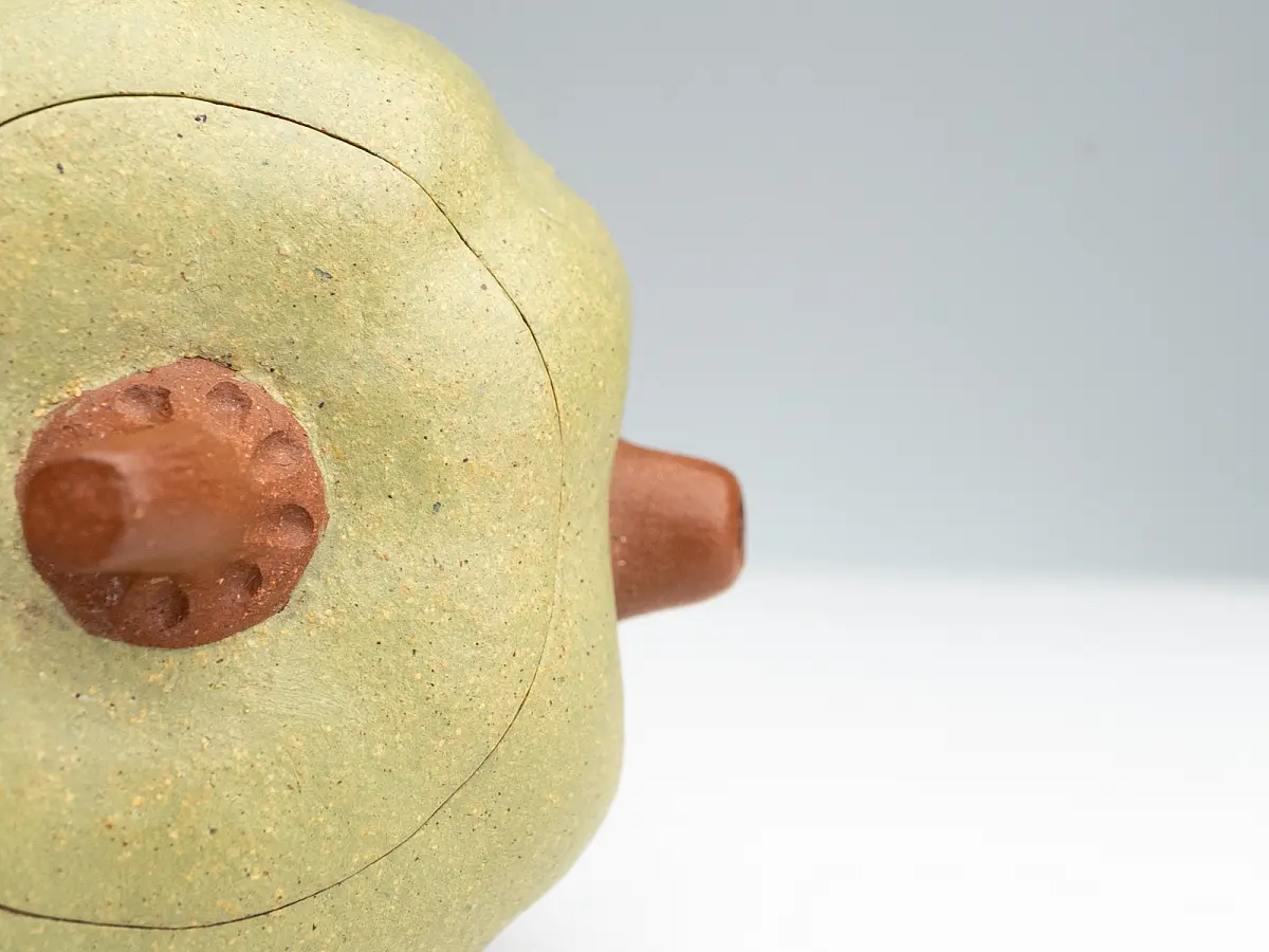 Исинский чайник, 100 мл, № 556