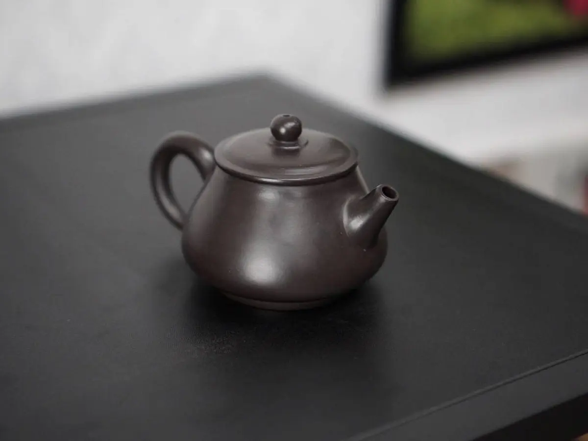 Исинский чайник, 132 мл, № 33