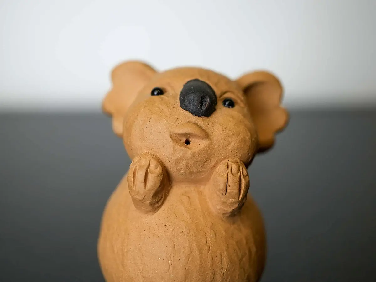 Чайная фигурка «Счастливая Коала» № 52, исинская глина