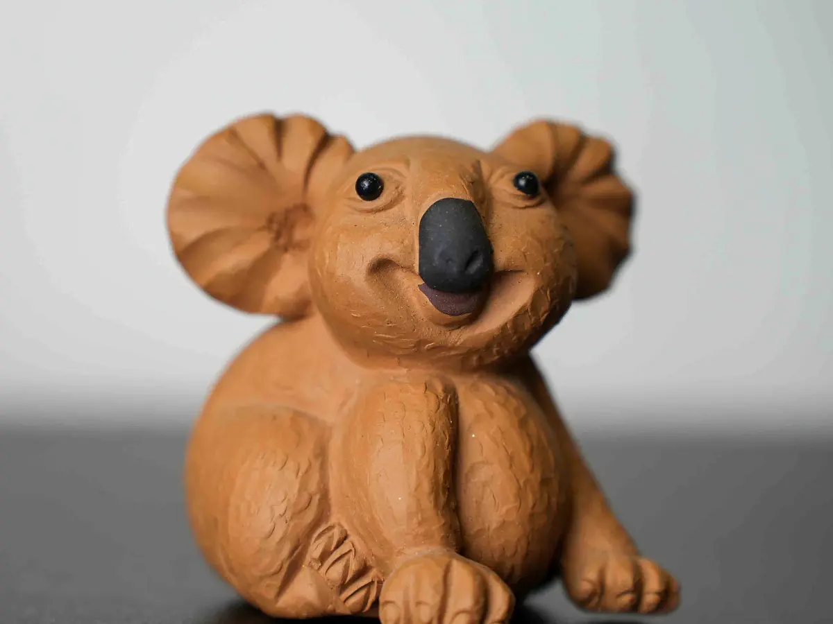 Чайная фигурка «Счастливая коала» № 93, исинская глина