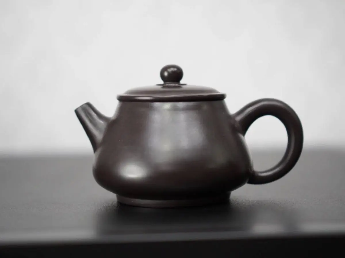 Исинский чайник, 132 мл, № 33