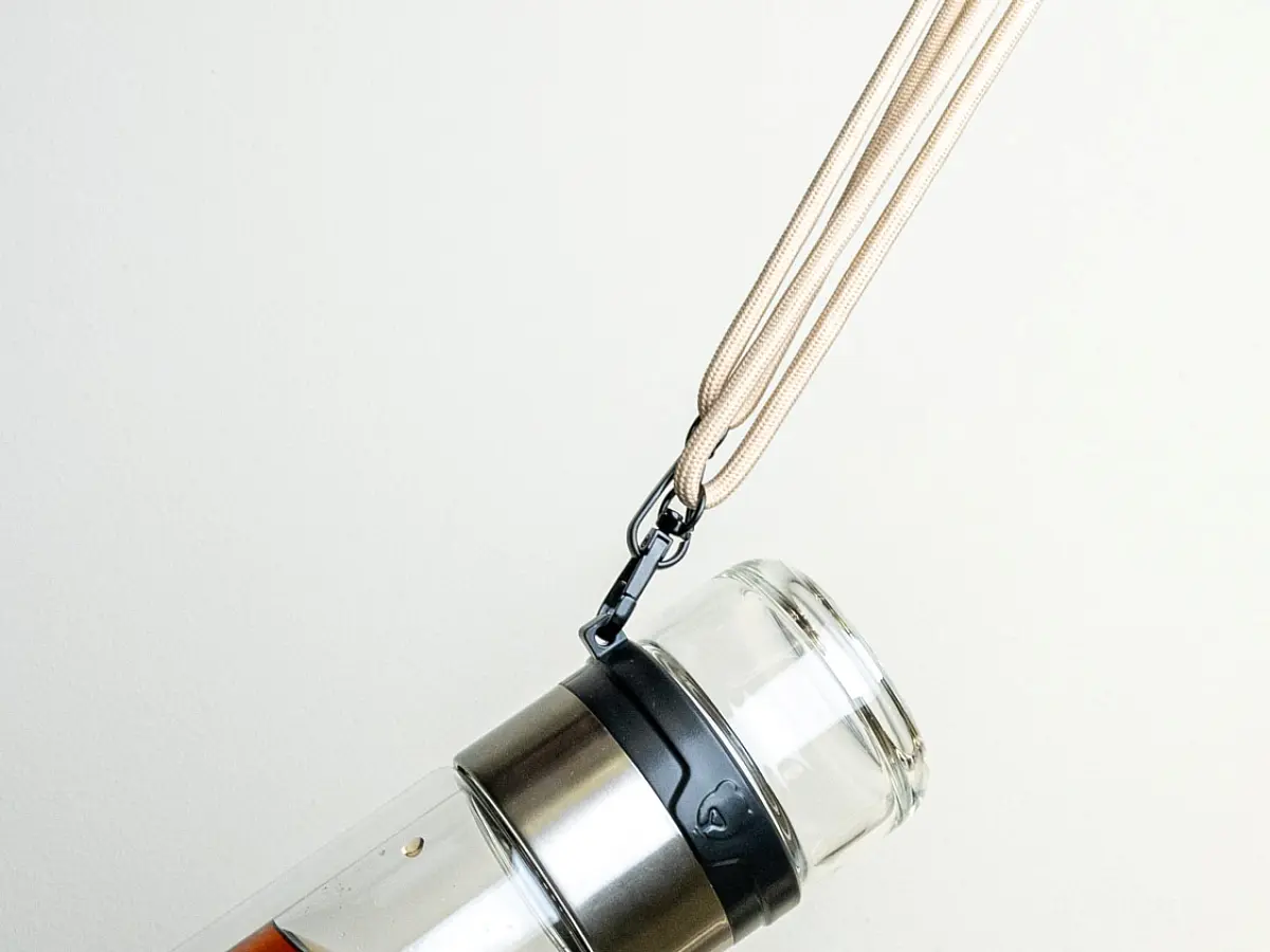 Шнурок для колбы, бежевый