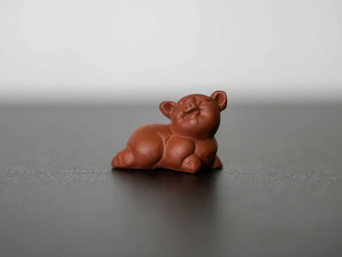 Чайная фигурка «Поросёнок» № 78, исинская глина