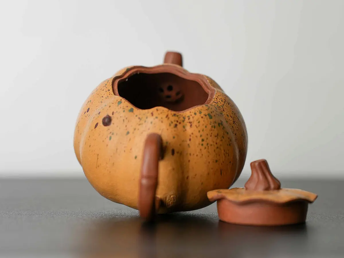 Исинский чайник, 138 мл, № 558