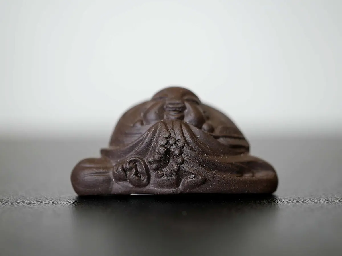 Чайная фигурка «Хотэй» № 77, исинская глина