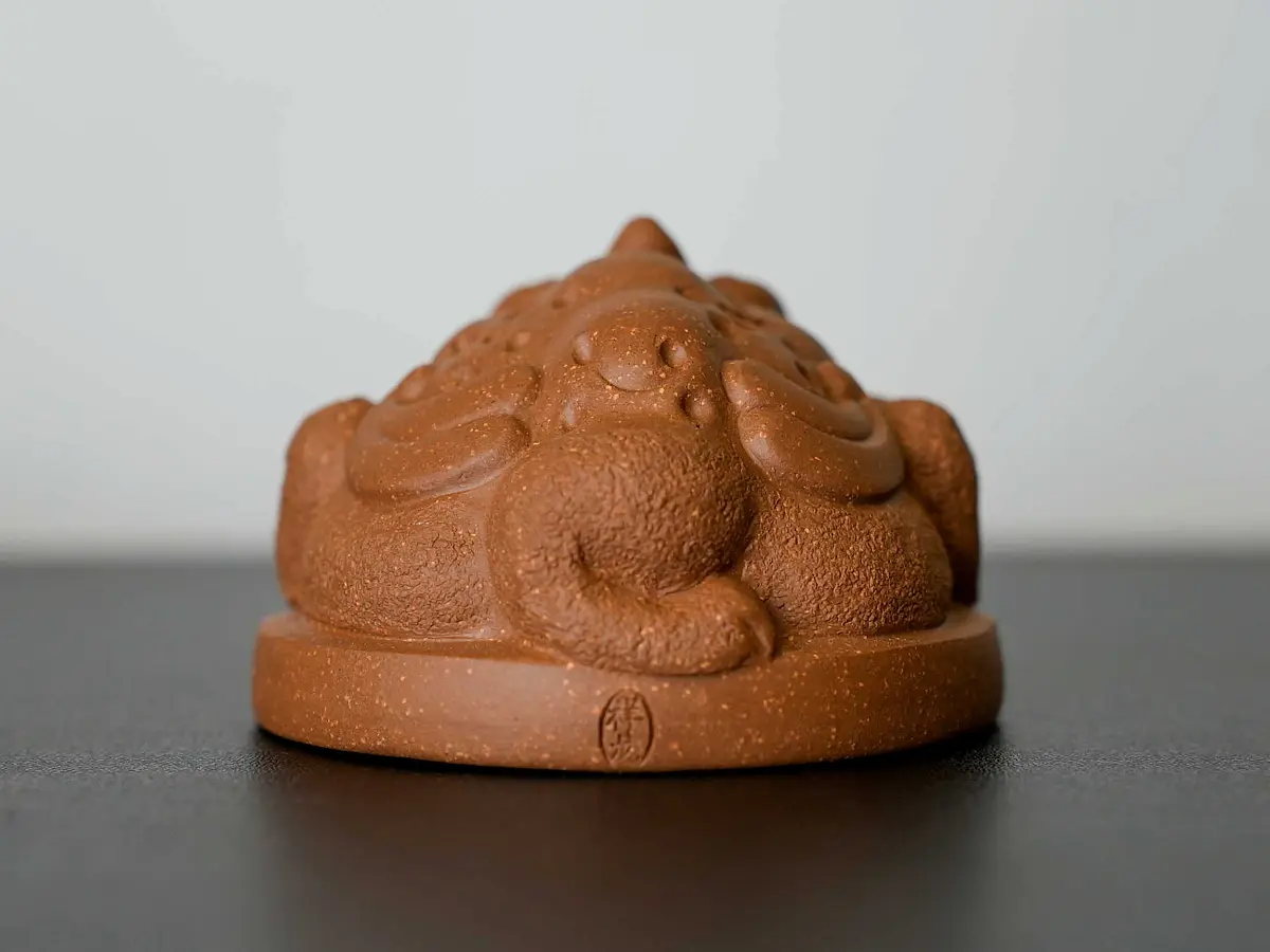 Чайная фигурка «Жаба» № 94, исинская глина