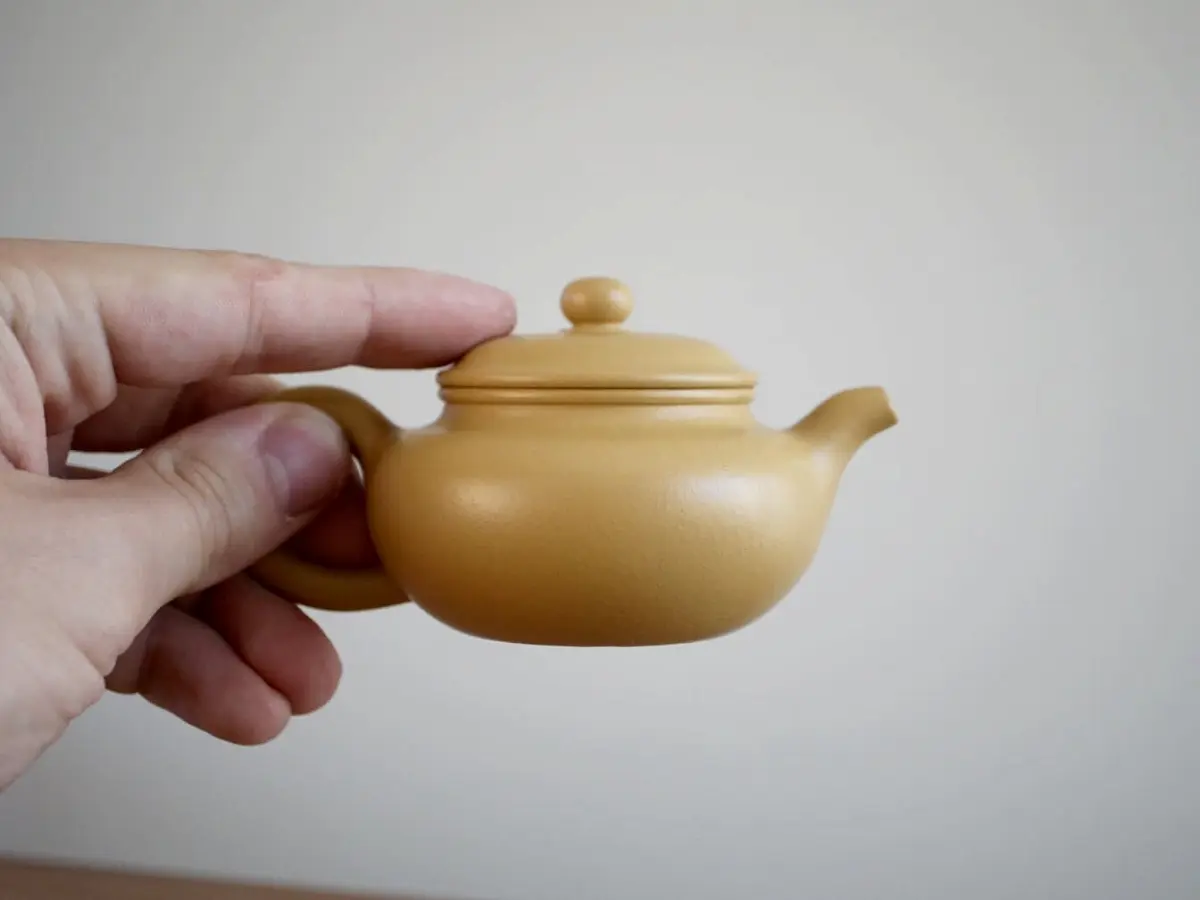 Исинский чайник, 102 мл, № 517