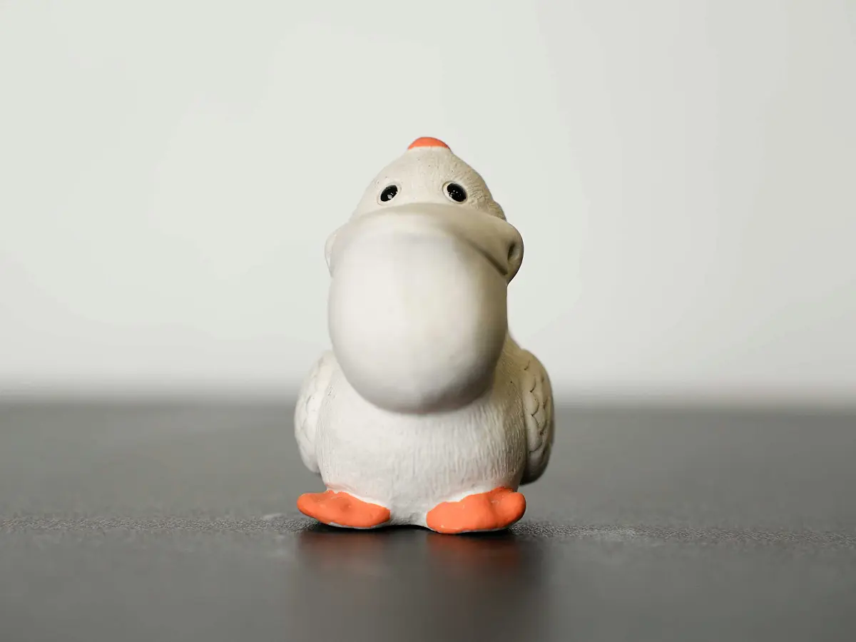 Чайная фигурка «Пеликан» № 87, исинская глина