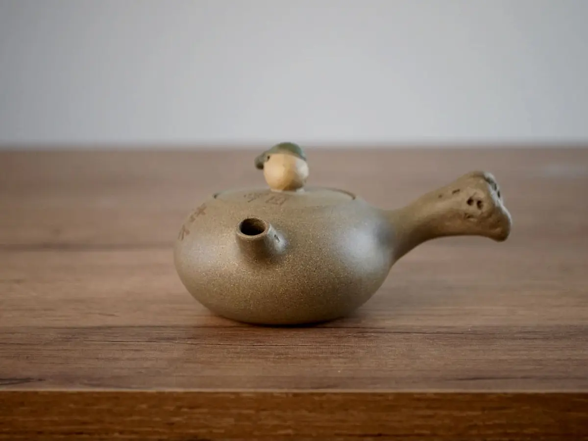 Исинский чайник, 100 мл, № 519