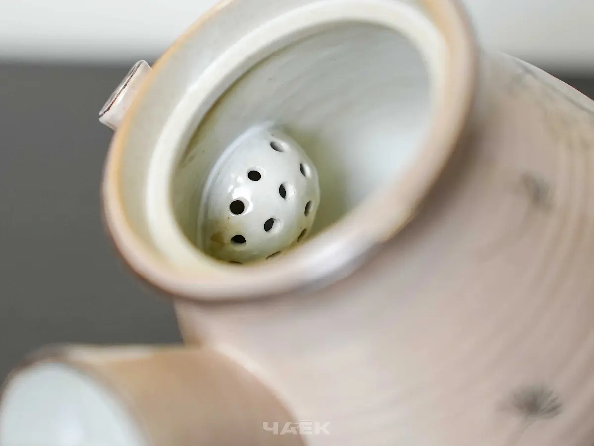 Чайник с боковой ручкой № 561, керамика Цзиндэчжэнь, 130 мл