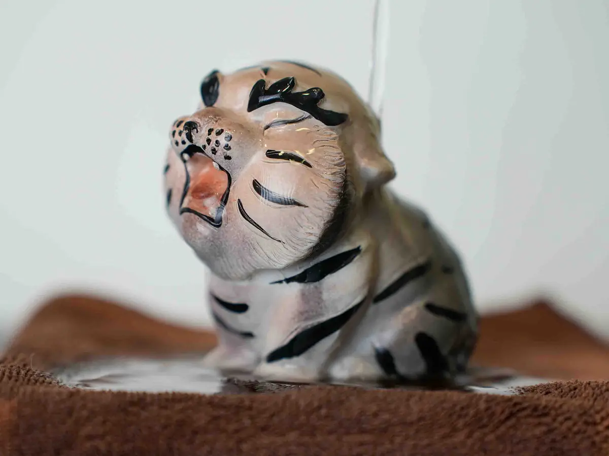 Чайная фигурка «Тигр» № 36, меняющая цвет