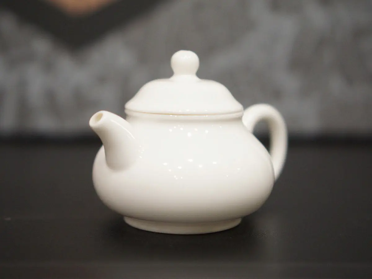 Чайник 3, фарфор Цзиндэчжэнь, 110 мл