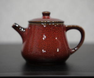 Чайник красный, керамика , 250 мл