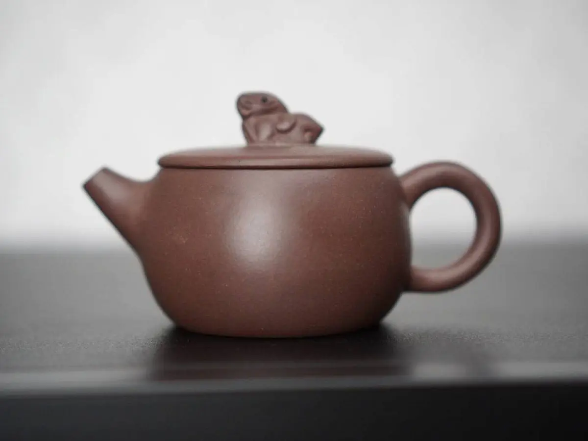 Исинский чайник, 111 мл, № 78